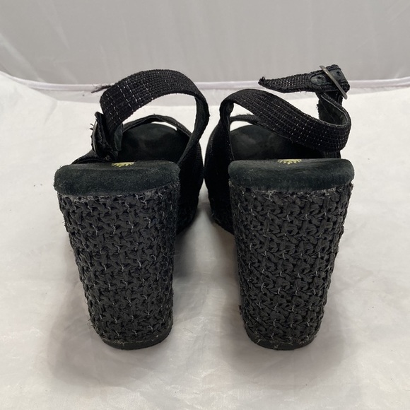 VOLATILE Marley Wedge - Picture 2 of 13